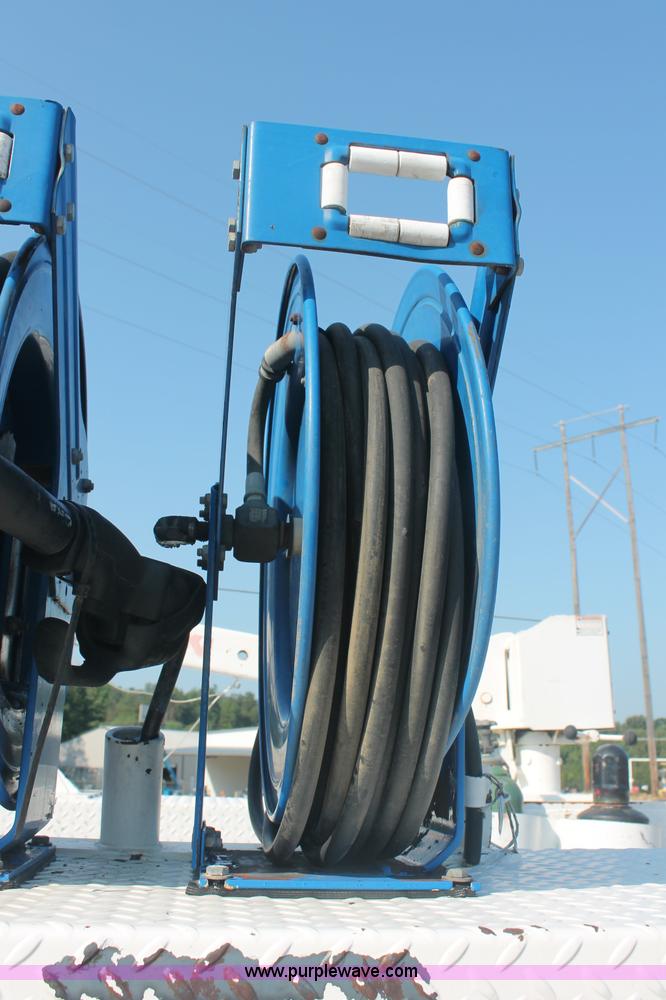 image for item C2789 2005 Ford F450 XL Super Duty service truck