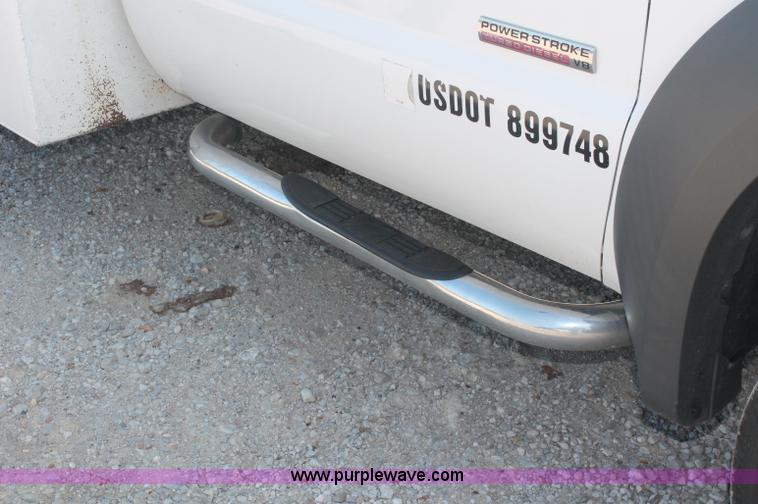 image for item C2789 2005 Ford F450 XL Super Duty service truck