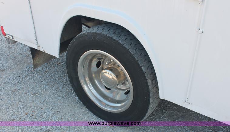 image for item C2789 2005 Ford F450 XL Super Duty service truck