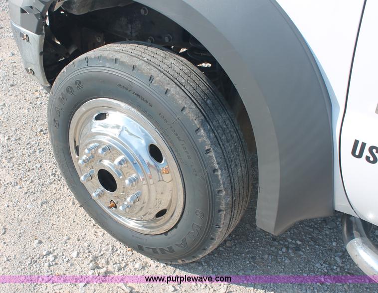image for item C2789 2005 Ford F450 XL Super Duty service truck