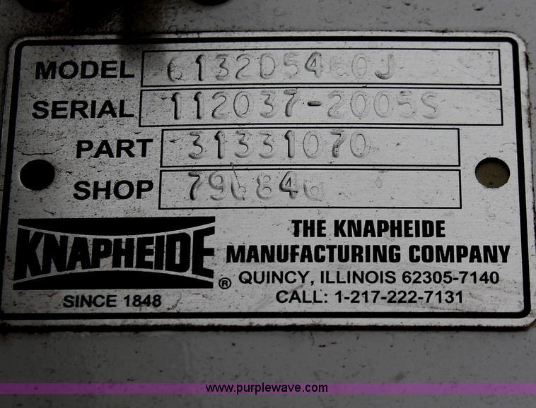 image for item E2557 2006 Ford F550 XL Super Duty utility truck