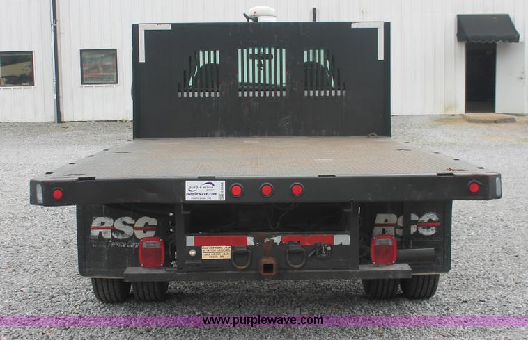 image for item E2558 2005 Ford F450 XL Super Duty flatbed truck