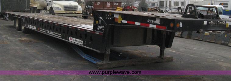 image for item E3002 2007 Trail King TK70HT Advantage Series hydraulic dovetail equipment trailer