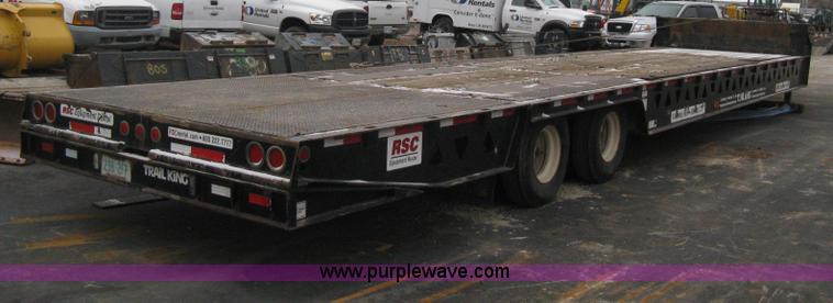 image for item E3002 2007 Trail King TK70HT Advantage Series hydraulic dovetail equipment trailer