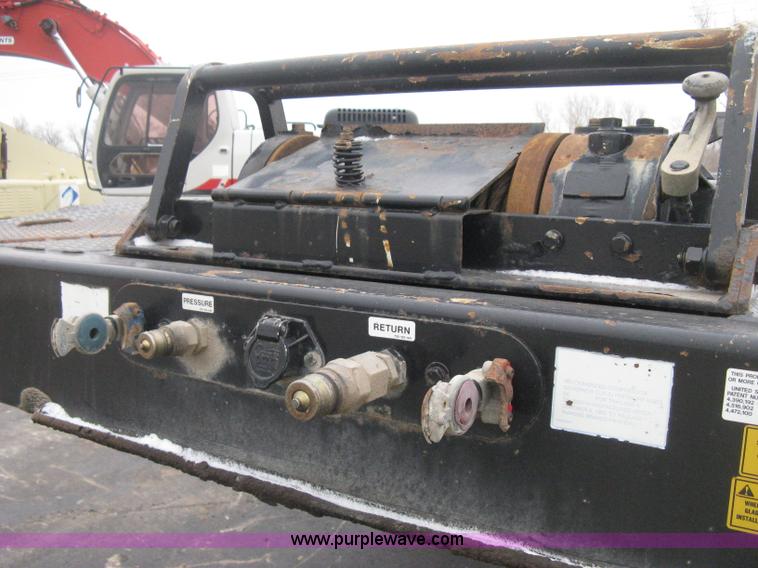 image for item E3002 2007 Trail King TK70HT Advantage Series hydraulic dovetail equipment trailer