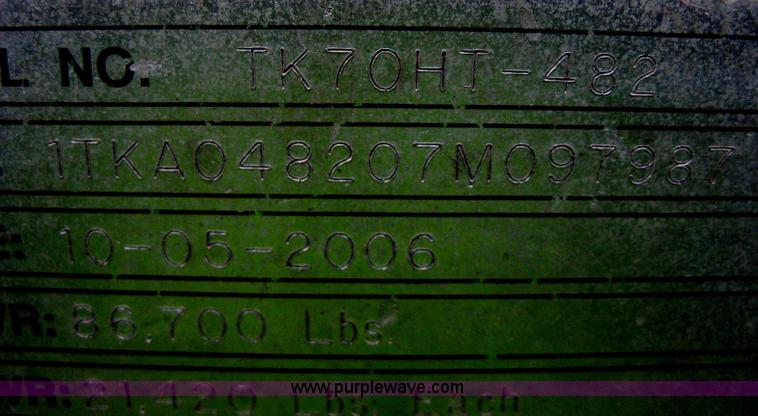 image for item E3002 2007 Trail King TK70HT Advantage Series hydraulic dovetail equipment trailer