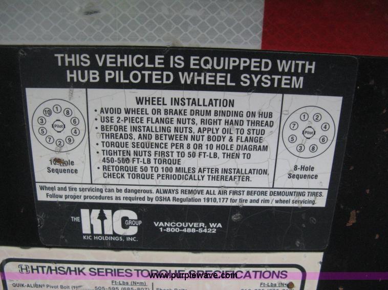 image for item E3002 2007 Trail King TK70HT Advantage Series hydraulic dovetail equipment trailer