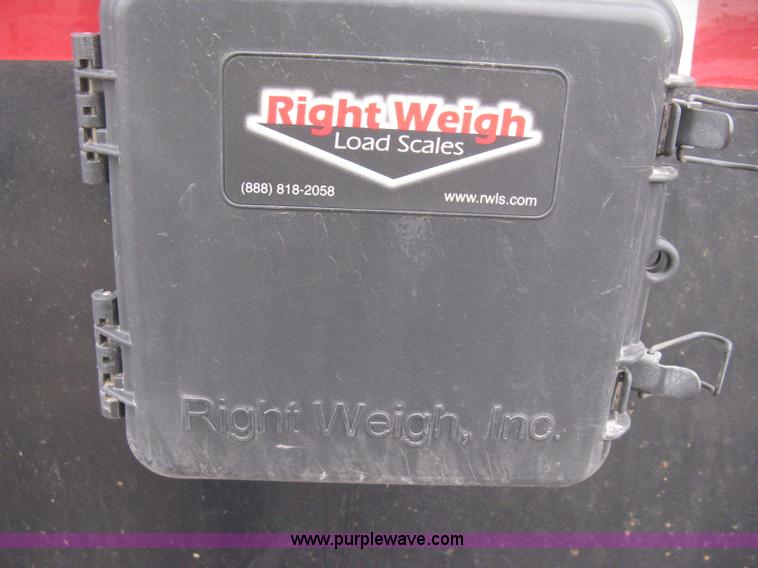 image for item E3002 2007 Trail King TK70HT Advantage Series hydraulic dovetail equipment trailer