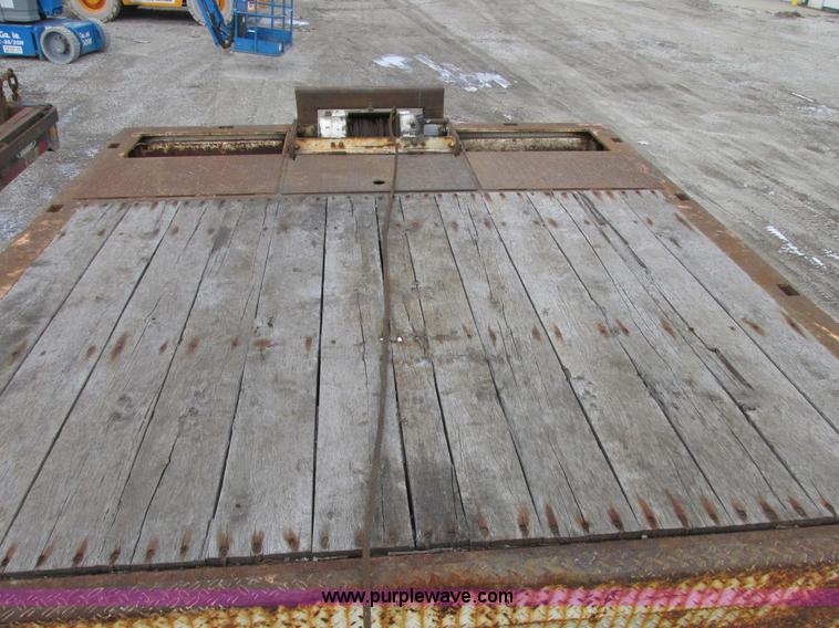 image for item E7038 2006 Trail-Eze TE80HT 46' trailer