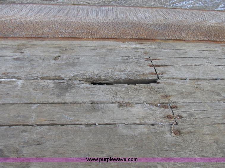 image for item E7038 2006 Trail-Eze TE80HT 46' trailer