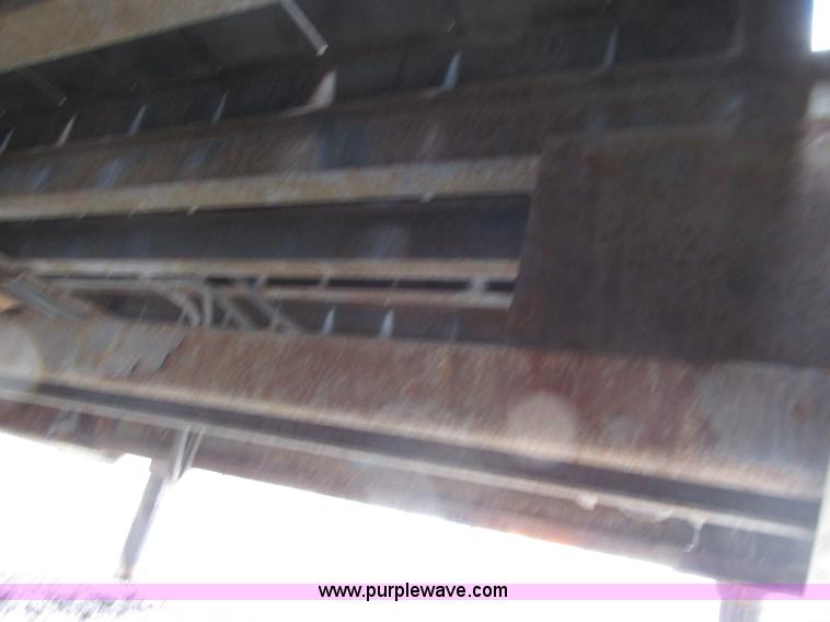 image for item E7038 2006 Trail-Eze TE80HT 46' trailer