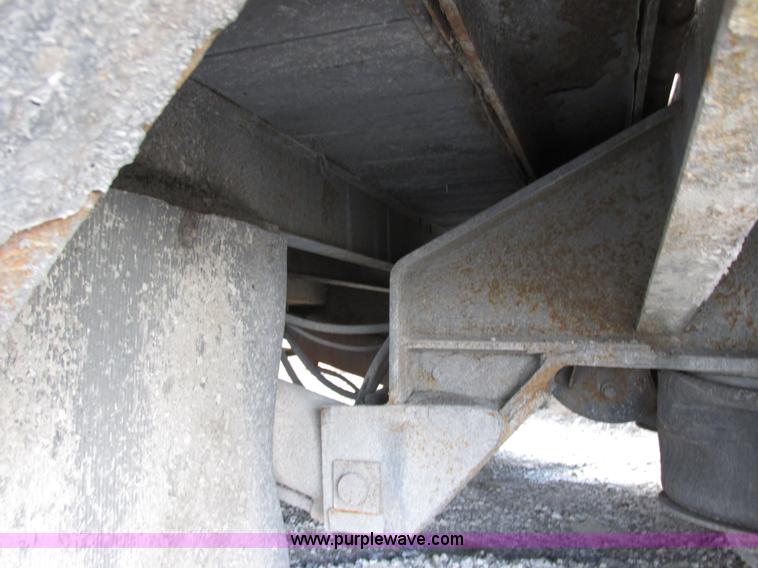 image for item E7038 2006 Trail-Eze TE80HT 46' trailer