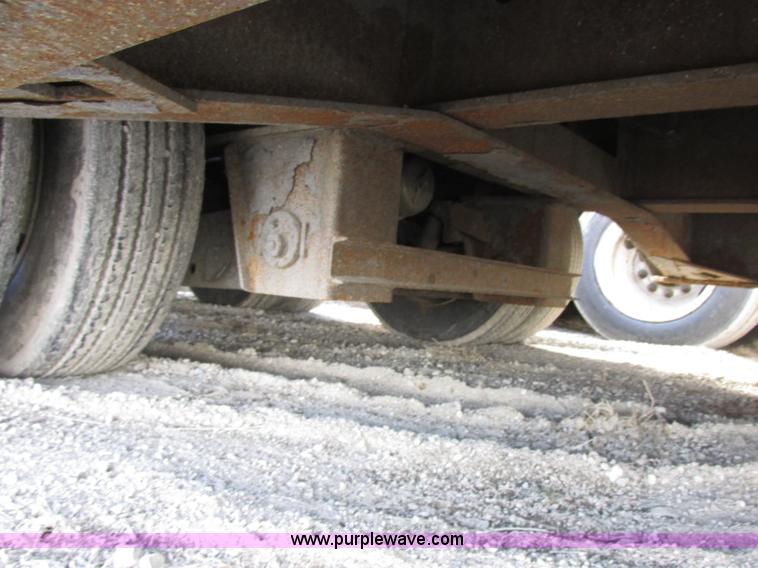 image for item E7038 2006 Trail-Eze TE80HT 46' trailer