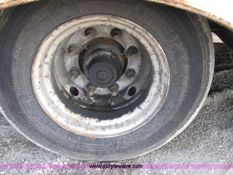 image for item E7038 2006 Trail-Eze TE80HT 46' trailer