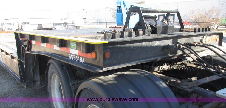 image for item E7039 2006 Ledwell LW48HT2 hydraulic tail trailer