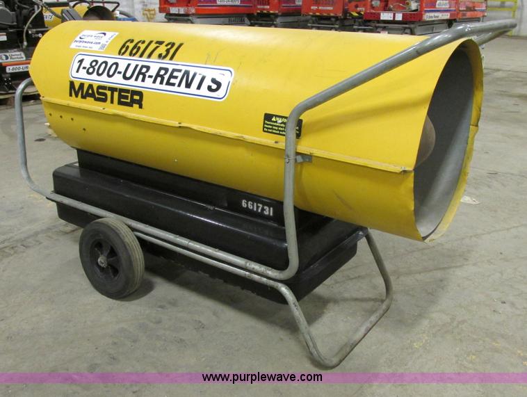 image for item E7063 Desa B600D kerosene heater