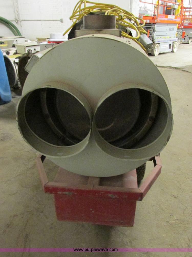 image for item E7065 Frost Fighter IDF500 ductable portable kerosene heater