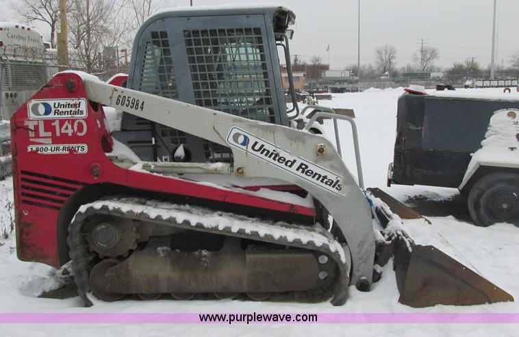 image for item E7067 2004 Takeuchi TL140 skid steer