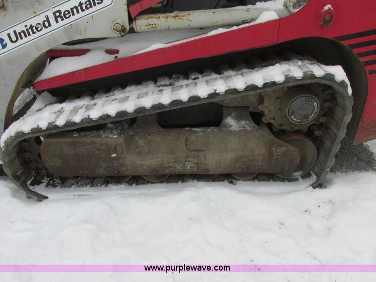 image for item E7067 2004 Takeuchi TL140 skid steer
