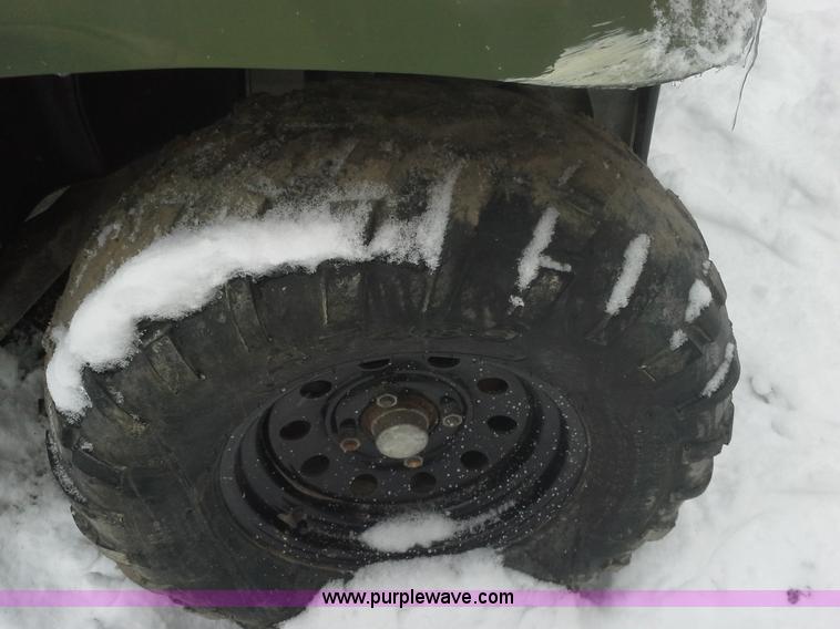 image for item E7069 2007 EZ-GO ST UTV