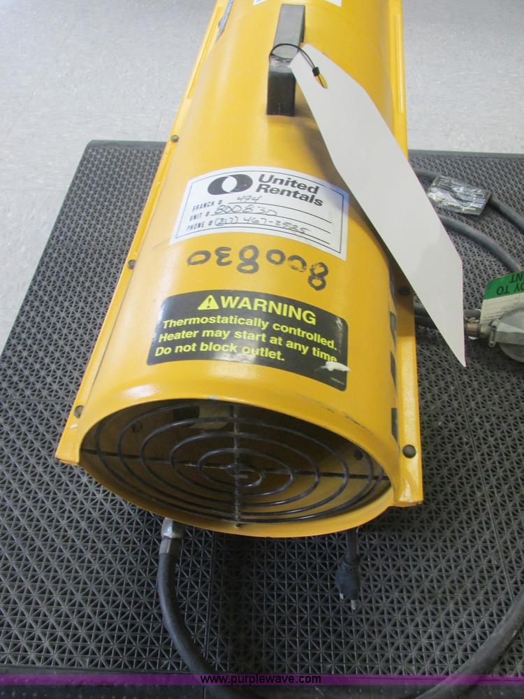 image for item E7071 2005 Desa BLP155AT propane heater