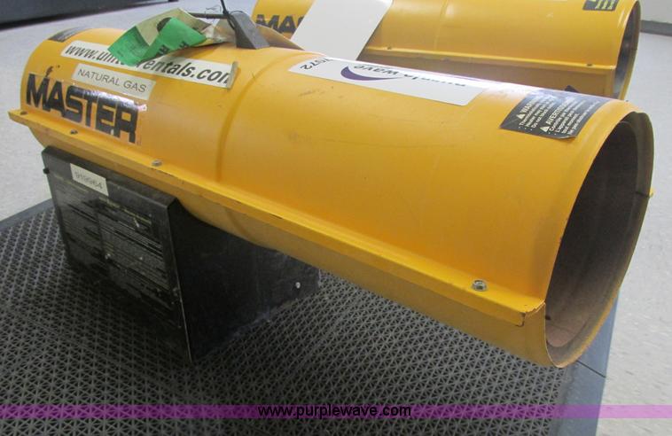 image for item E7072 2006 Desa BNG150T natural gas heater