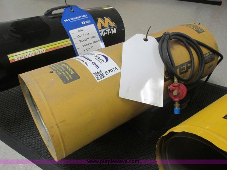 image for item E7078 2005 Desa BLP375 propane heater with thermostat