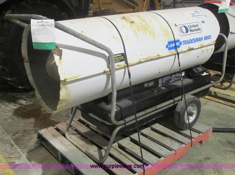 image for item E7089 LB White Tradesmen K600 kerosene heater