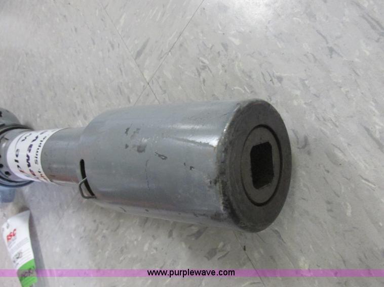 image for item E7091 2009 APT 133 pneumatic hammer