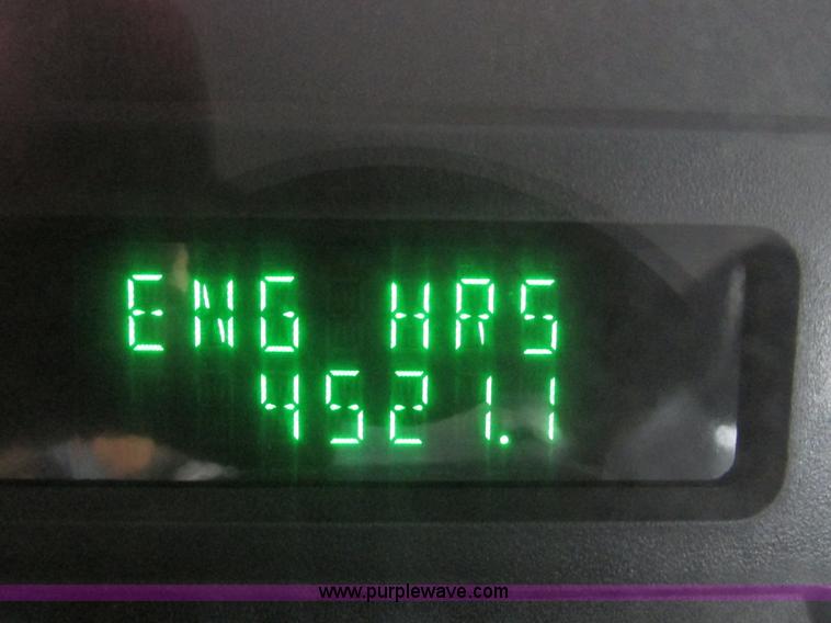 image for item F4273 2005 Ford F250 pickup truck