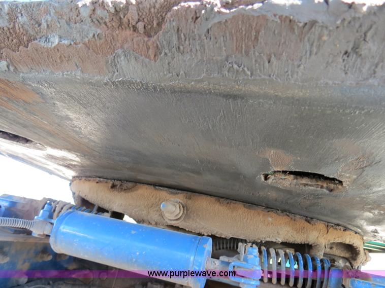 image for item B4561 1990 Fontaine extendable flatbed trailer