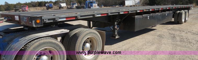 image for item B4562 1986 Monon 48' flatbed trailer