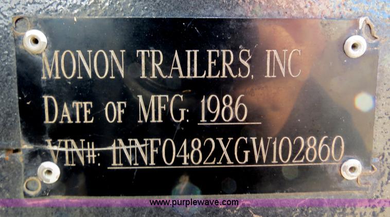 image for item B4562 1986 Monon 48' flatbed trailer