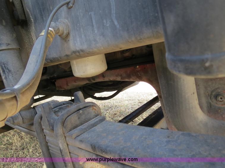 image for item B4569 2007 International 9400i semi truck