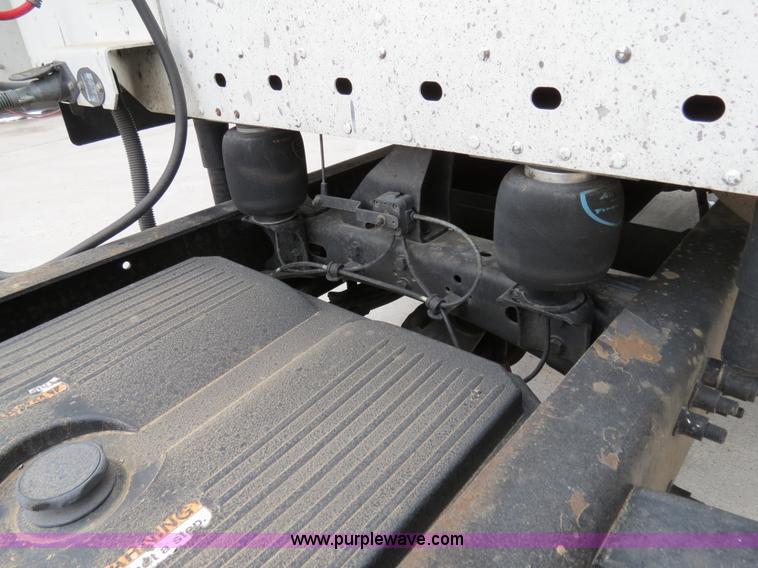 image for item B4570 2003 Freightliner ST120 semi truck