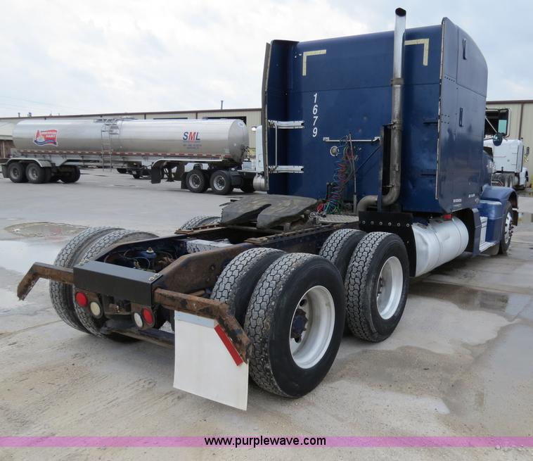 image for item B4574 1998 Peterbilt 377 semi truck