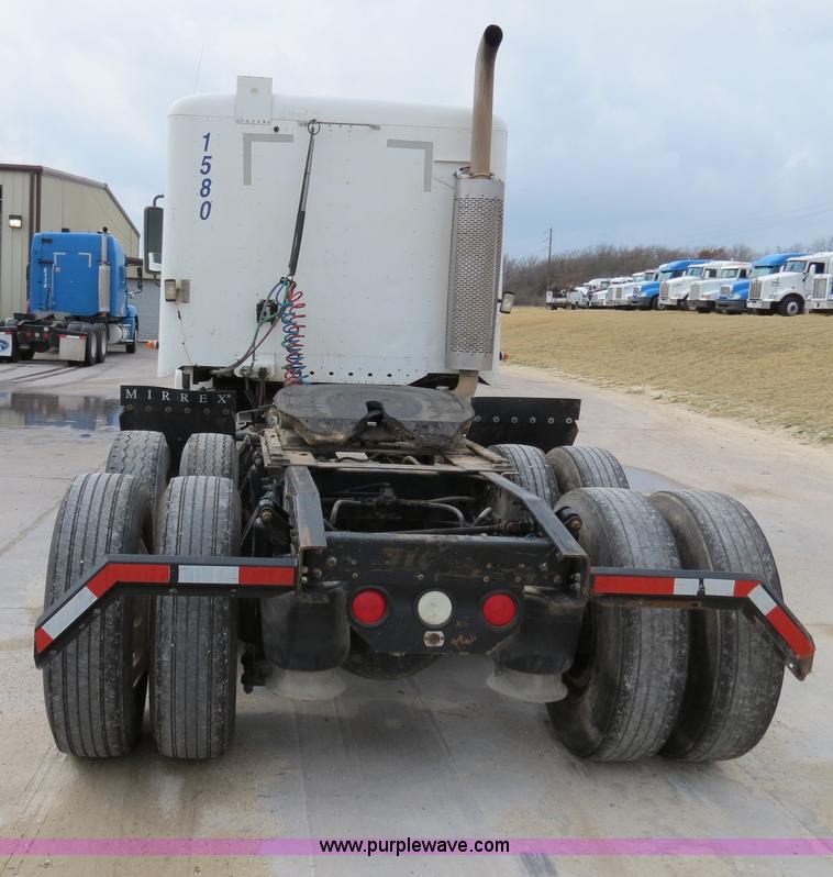 image for item B4575 1999 Freightliner Century Class semi truck