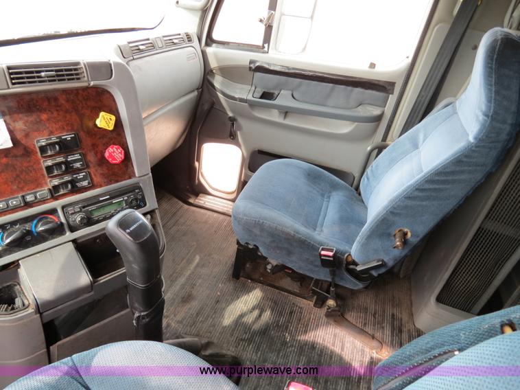 image for item B4575 1999 Freightliner Century Class semi truck