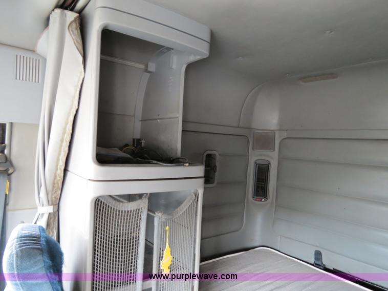 image for item B4575 1999 Freightliner Century Class semi truck