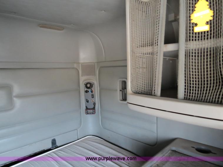 image for item B4575 1999 Freightliner Century Class semi truck