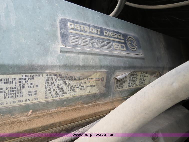 image for item B4575 1999 Freightliner Century Class semi truck