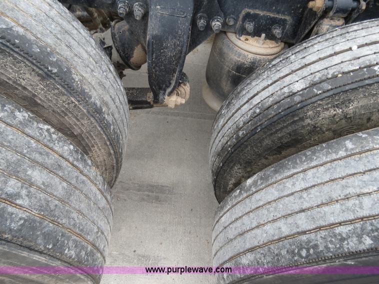 image for item B4575 1999 Freightliner Century Class semi truck