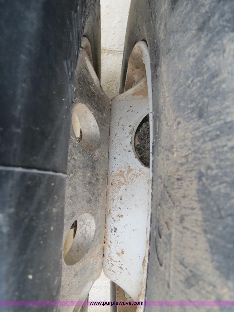 image for item B4575 1999 Freightliner Century Class semi truck