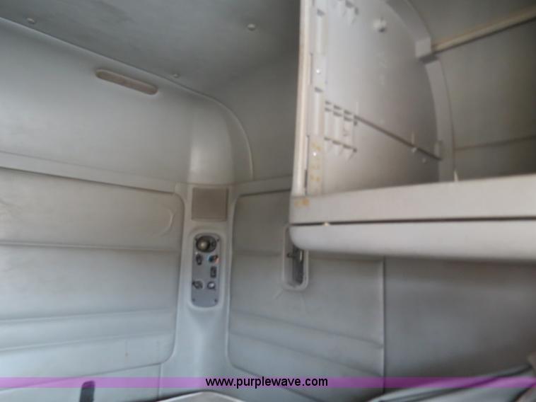 image for item B4578 1999 Freightliner Century Class semi truck