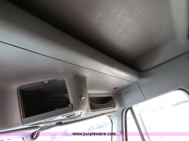 image for item B4578 1999 Freightliner Century Class semi truck