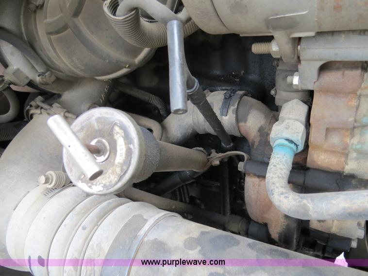 image for item B4578 1999 Freightliner Century Class semi truck