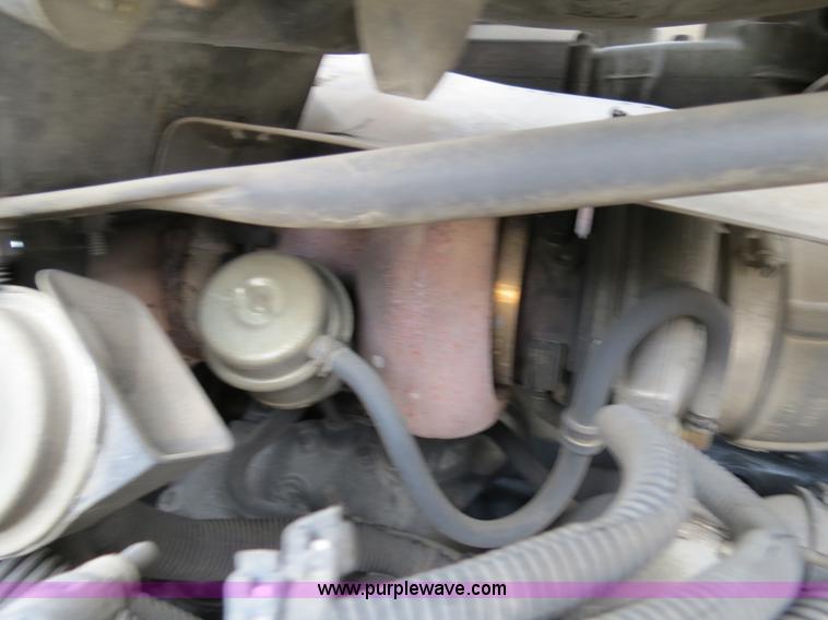 image for item B4578 1999 Freightliner Century Class semi truck