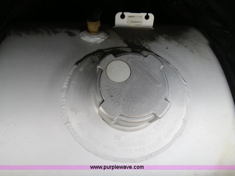 image for item B4578 1999 Freightliner Century Class semi truck