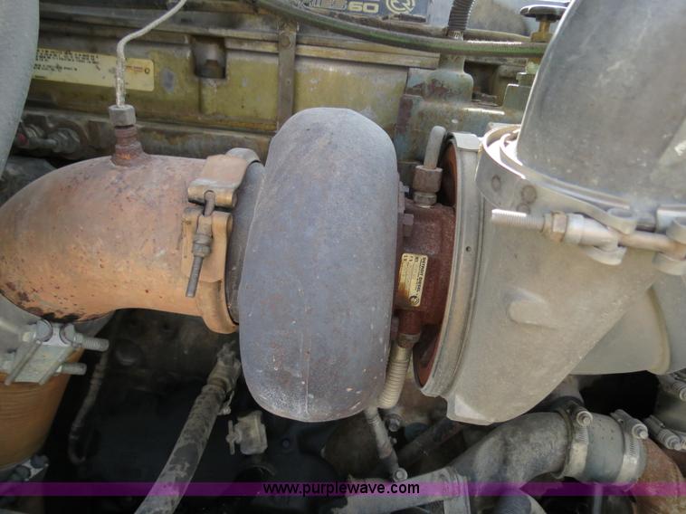 image for item B4584 1998 Peterbilt 377 semi truck