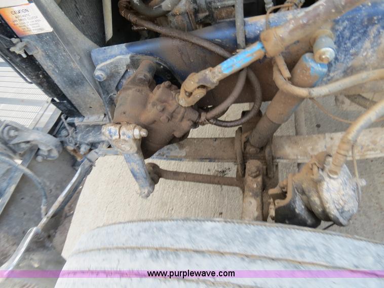 image for item B4590 1998 Peterbilt 377 semi truck